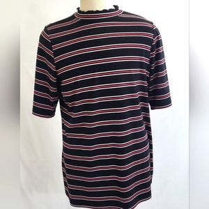 Torrid Short Sleeve Shirt Top Women's Size 3 Black w/ White Red Stripes Stretch